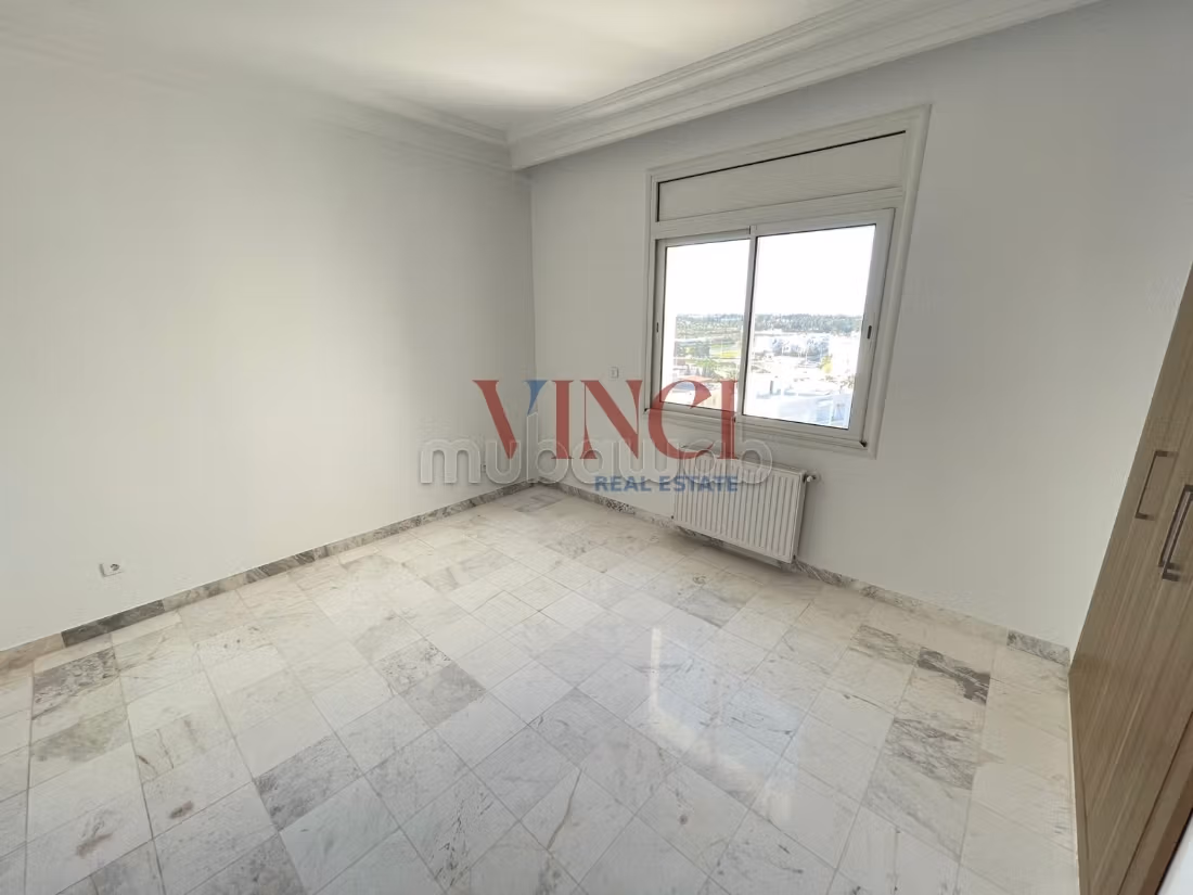 In vendita un Appartamento in S3 ad Ain Zaghouan Nord