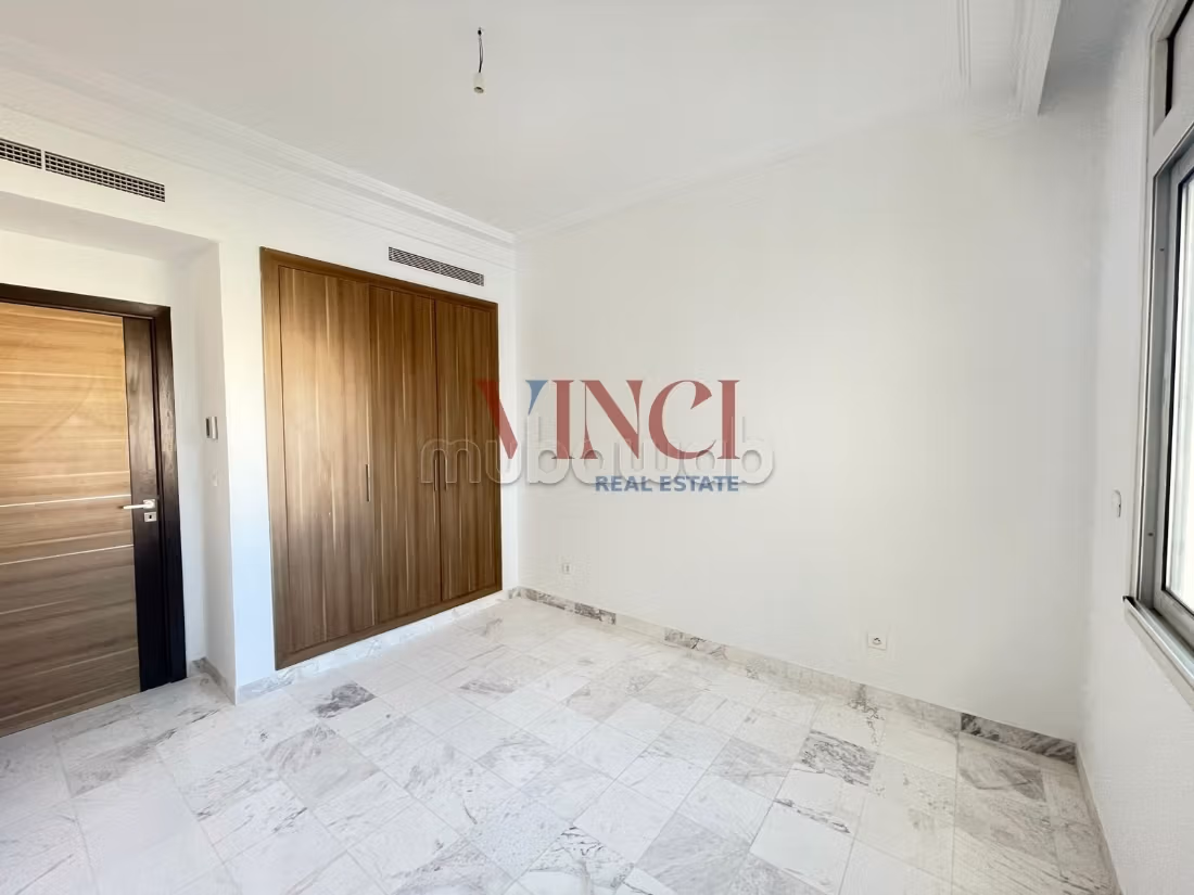 In vendita un Appartamento in S3 ad Ain Zaghouan Nord