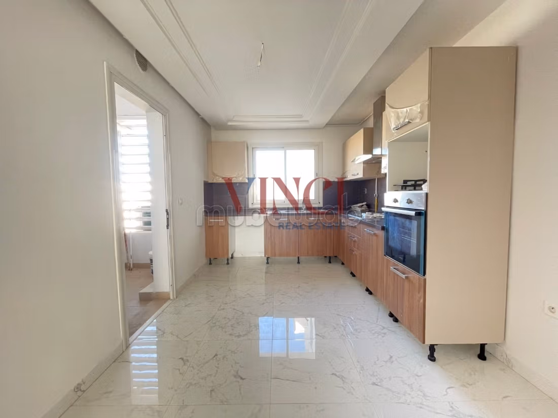 In vendita un Appartamento in S3 ad Ain Zaghouan Nord