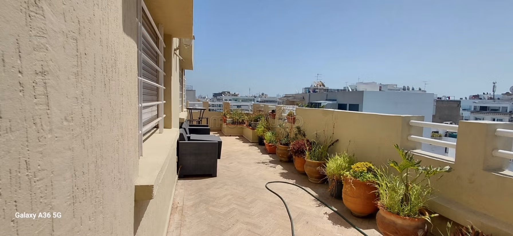 Apartment with large terrace