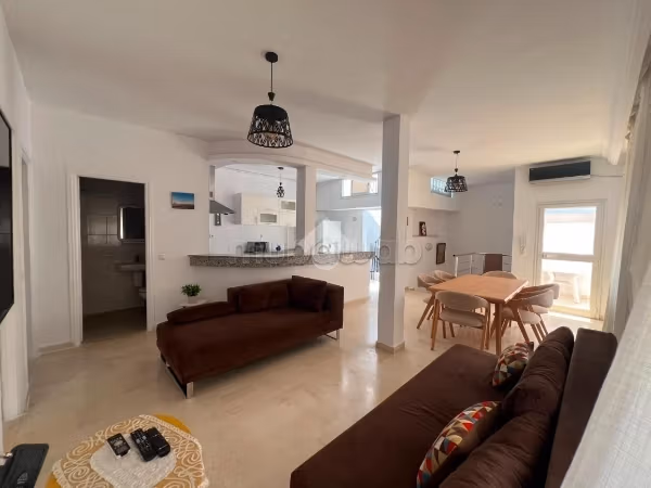 Etage de villa en location
