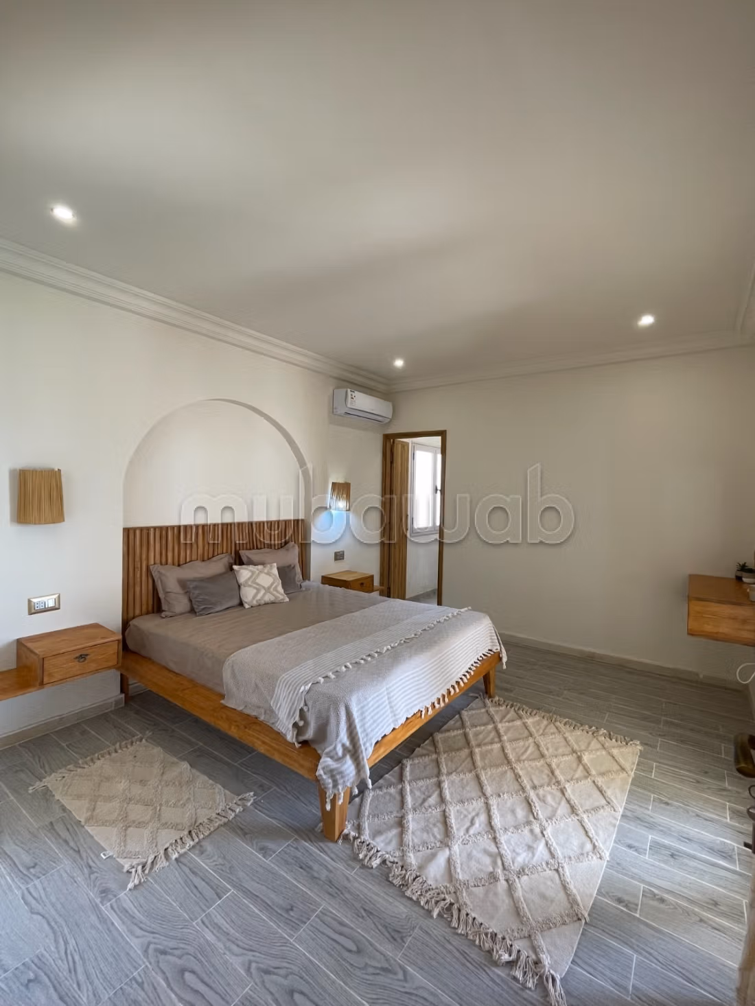 Magnificent villa for rent for your holidays in Aghir. Area 500 m². Satellite system and secure residence