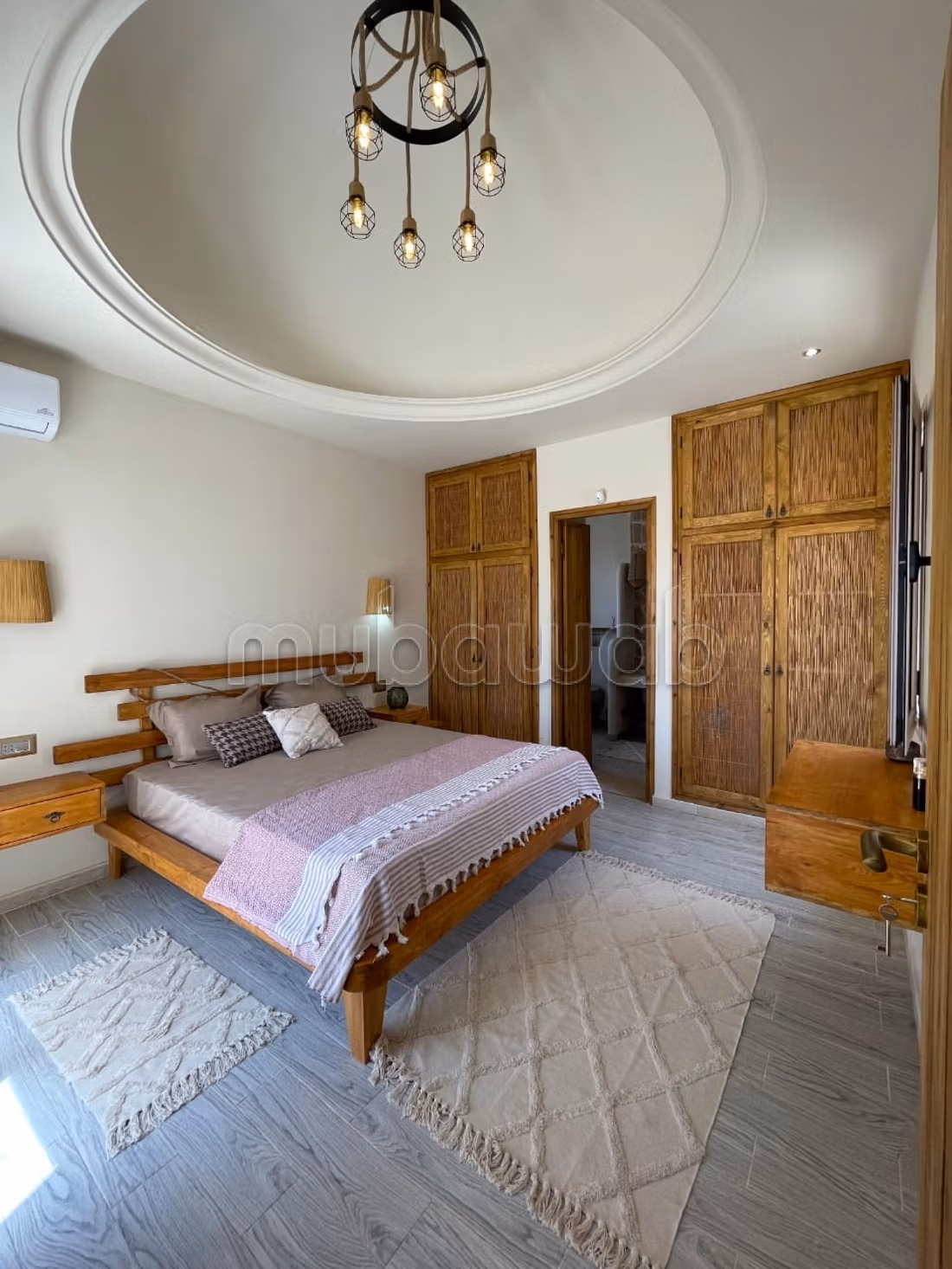 Magnificent villa for rent for your holidays in Aghir. Area 500 m². Satellite system and secure residence