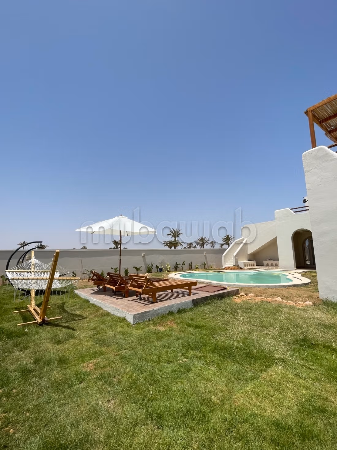 Magnificent villa for rent for your holidays in Aghir. Area 500 m². Satellite system and secure residence