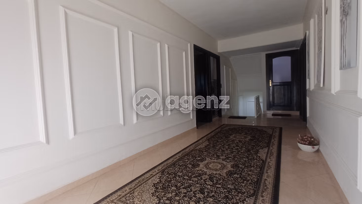 Villa te koop 370 m², 5 slaapkamers Sidi Maarouf Casablanca