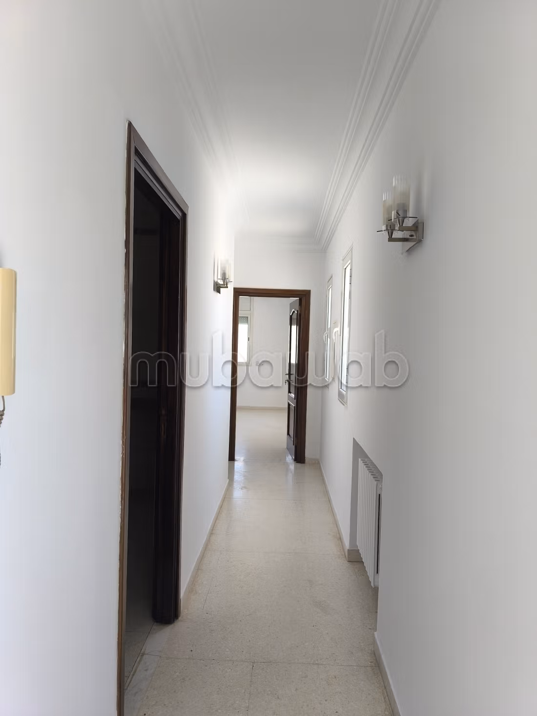 Superb apartment for rent in La Marsa Ville. 1 beautiful bedroom. Quiet environment with mountain view, central heating