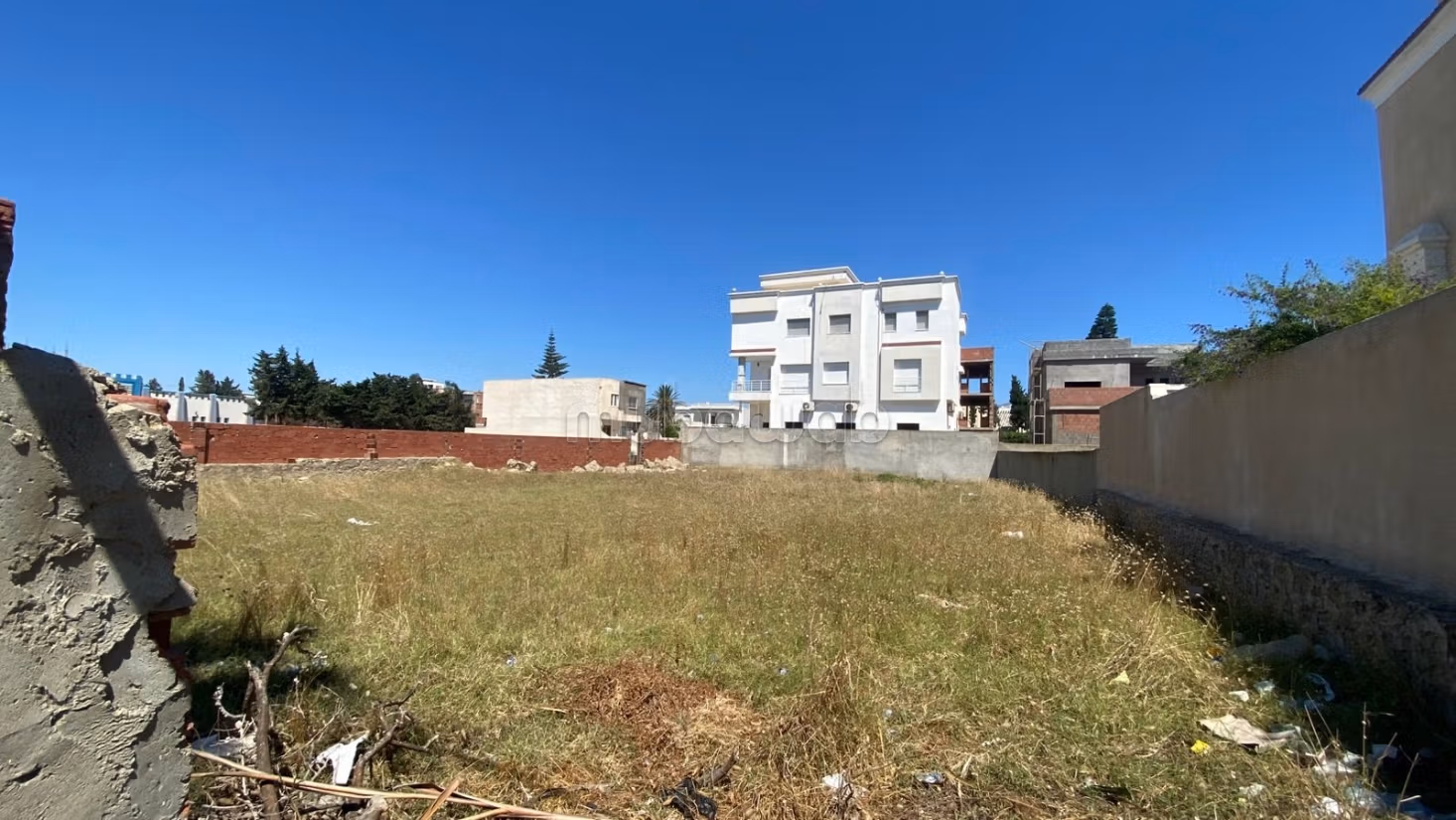 À vendre Terrain d'habitation de 392 m² a kélibia