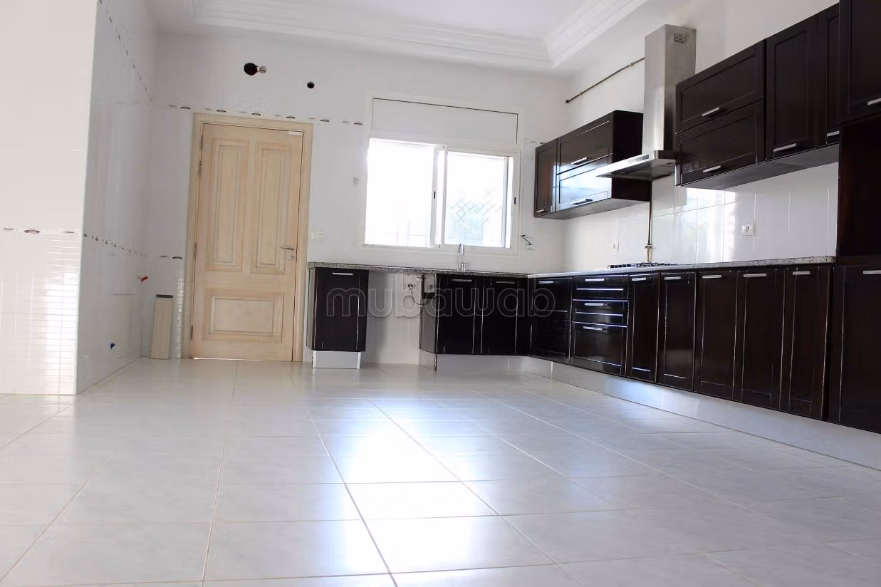Vente borj touil villa de maitre plain pied