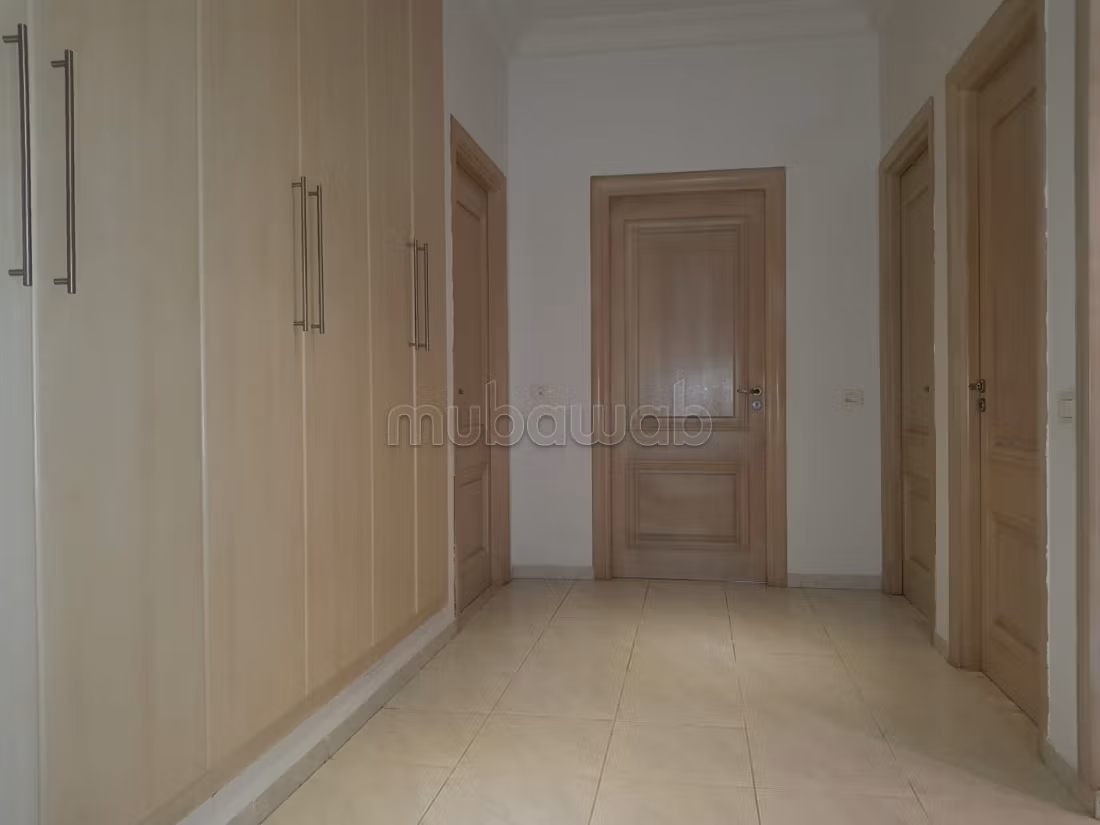 Vente borj touil villa de maitre plain pied
