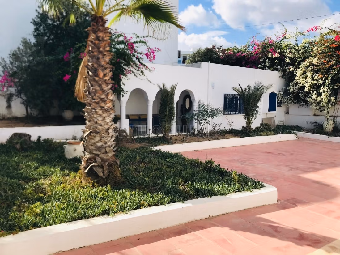 Una Proprietà Rara e Privata a Marsa Cube