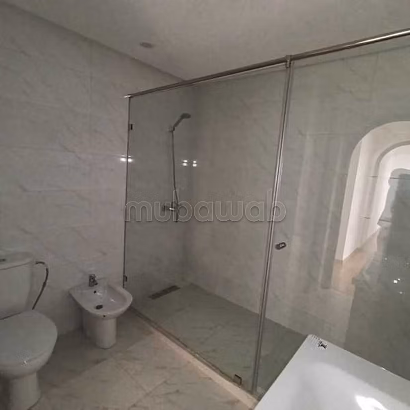 Appartamento in Affitto di 187.0 m² a Rabat, Haut Agdal
