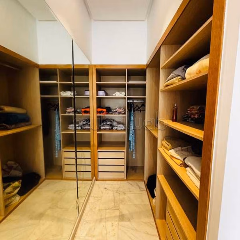 Appartamento in Affitto di 210.0 m² a Dar Bouazza, Tamaris1