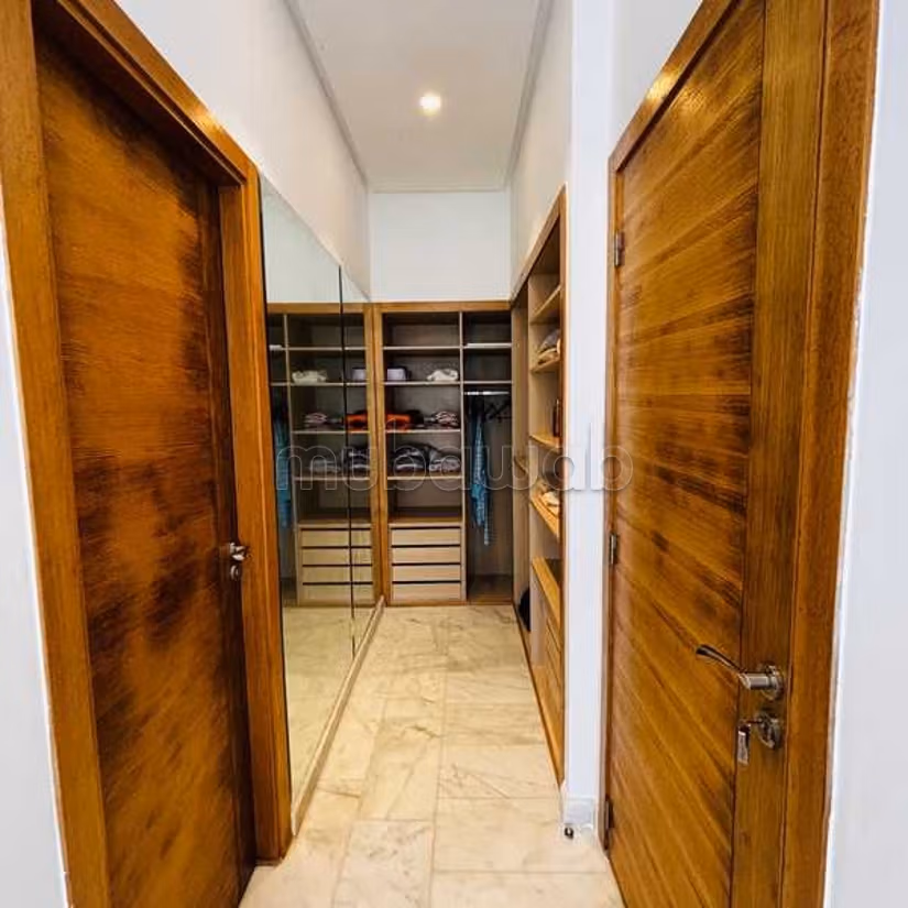 Appartamento in Affitto di 210.0 m² a Dar Bouazza, Tamaris1