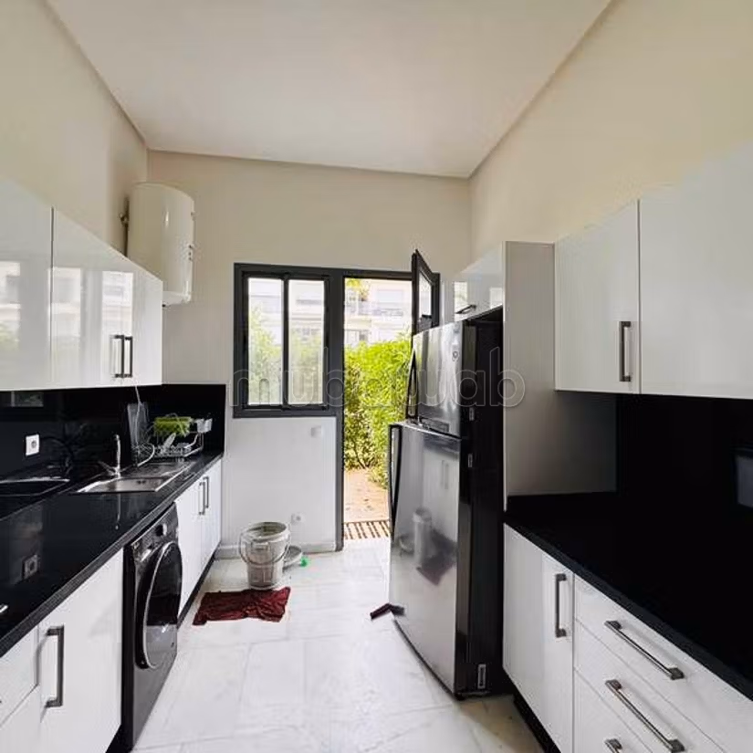Appartamento in Affitto di 210.0 m² a Dar Bouazza, Tamaris1