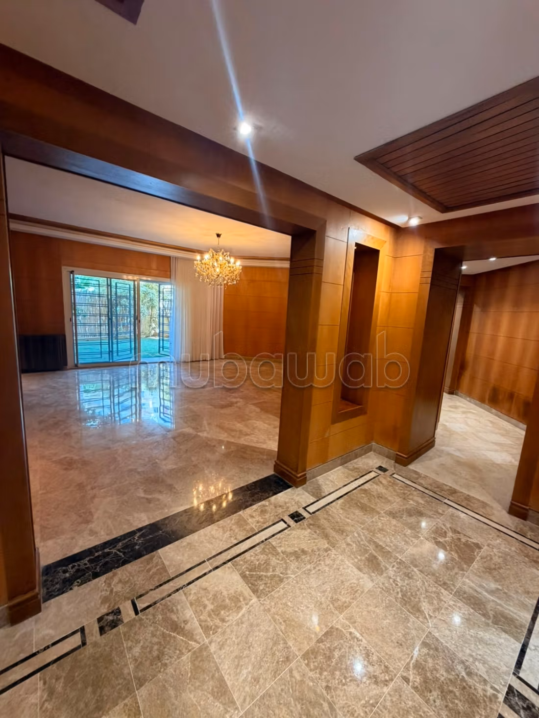 Magnificent apartment with private garden