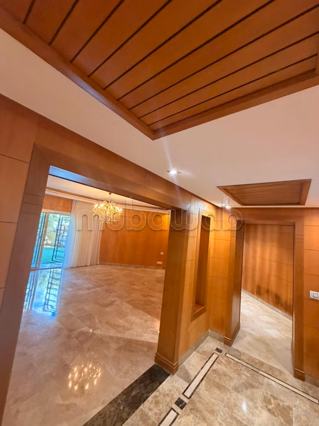 Magnificent apartment with private garden