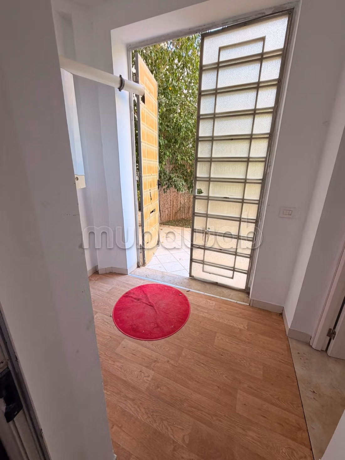 Magnificent apartment with private garden