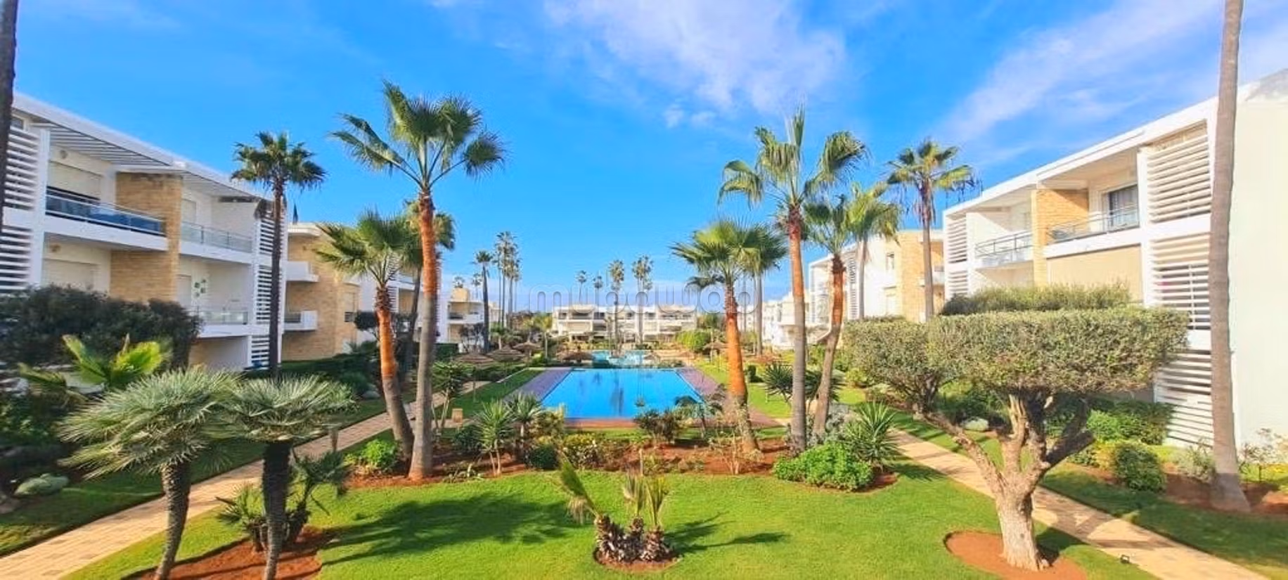 Coquet appartement meublé RDJ