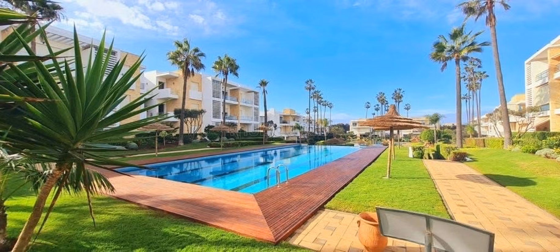 Coquet appartement meublé RDJ