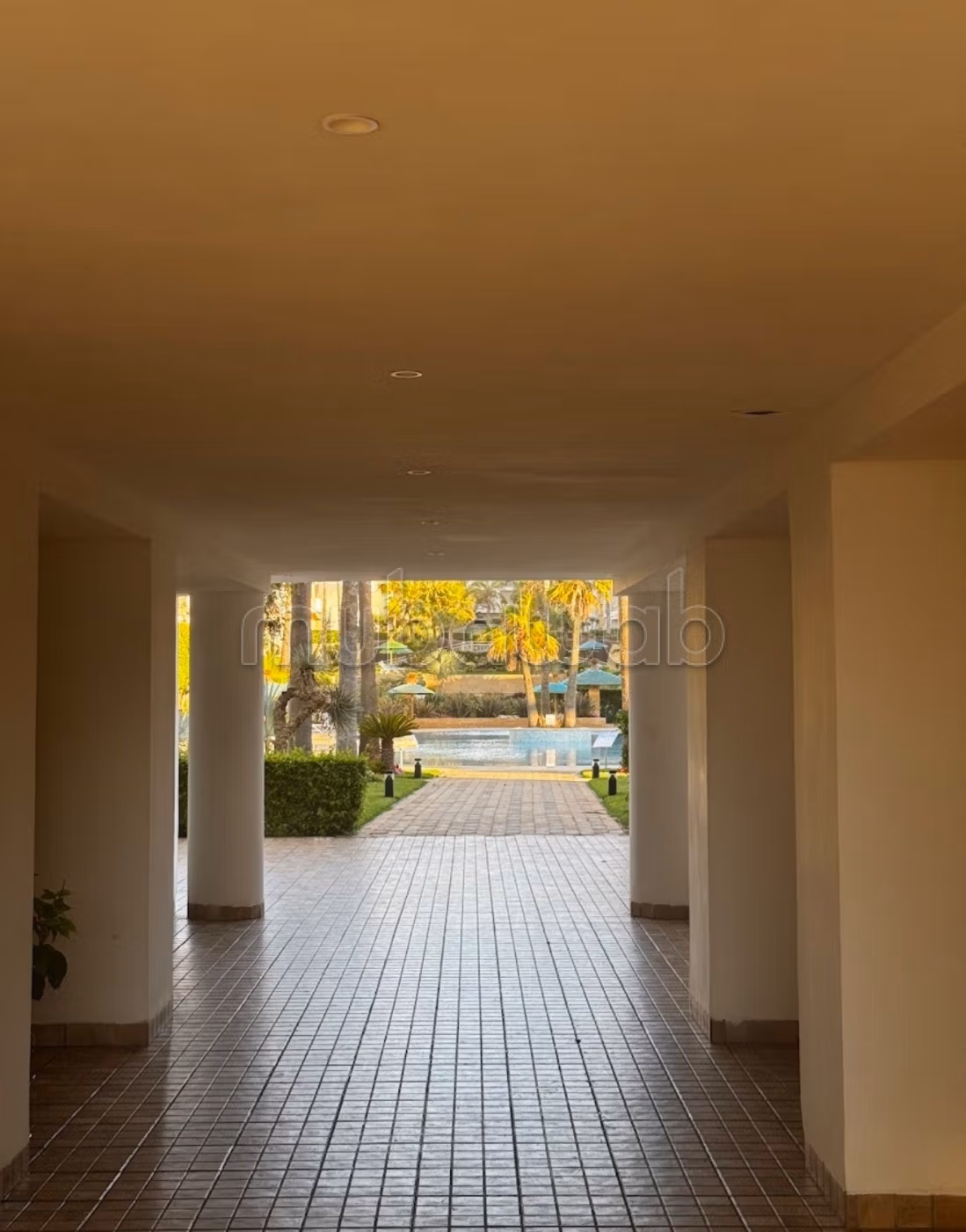 Coquet appartement meublé RDJ