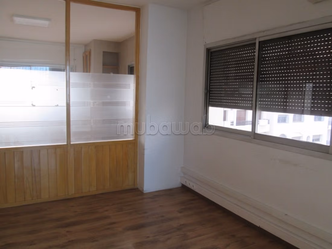 Plateau de bureau à louer sur GAUTHIER
