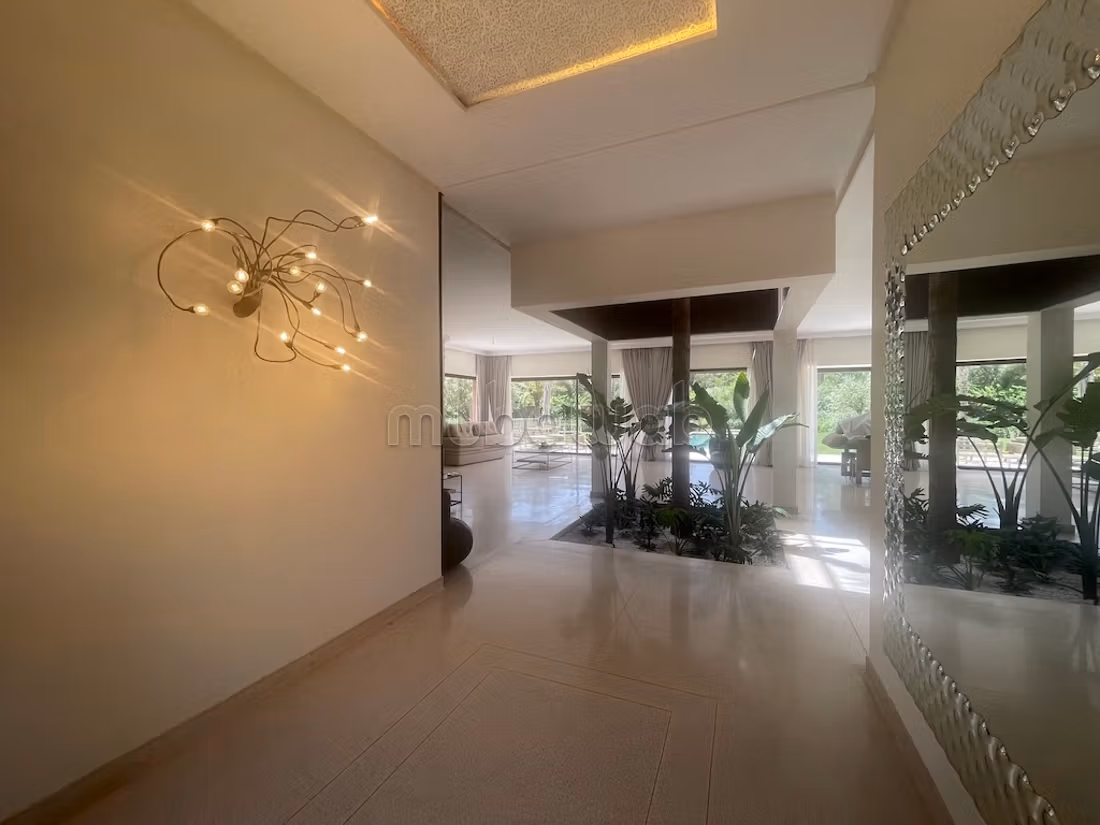 Exceptional villa Marrakech in secure domain