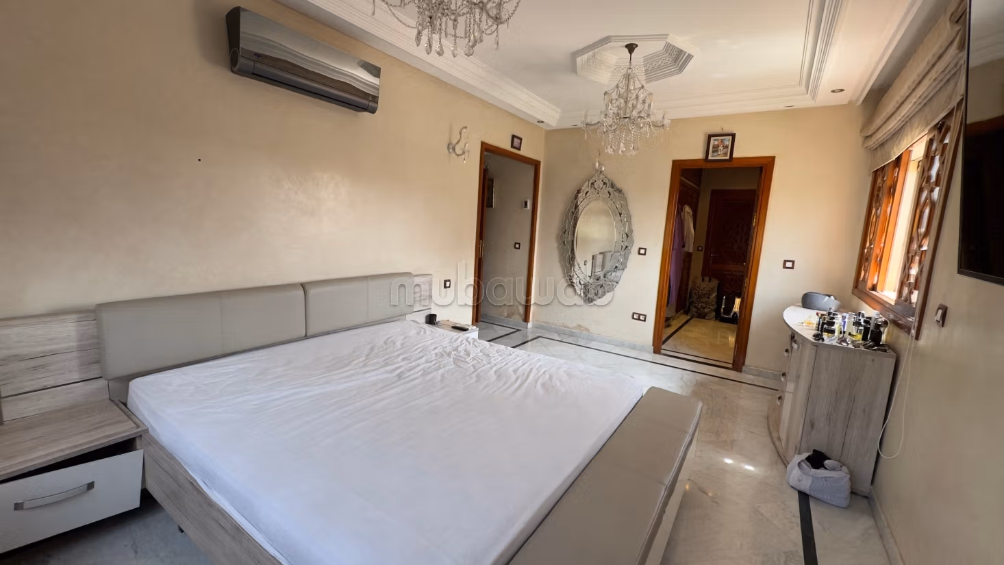 Bella villa en venta a pasos de Targa con piscina privada