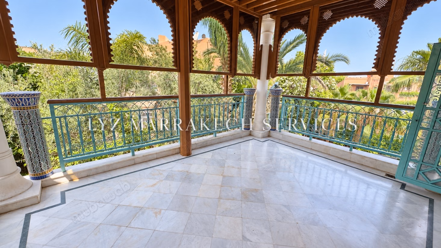 Hermosa villa en venta a pocos pasos de Targa con piscina privada