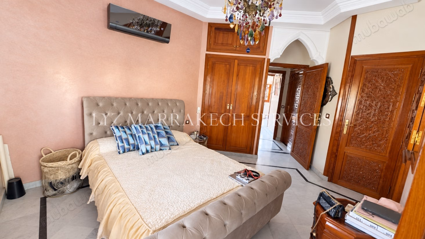 Hermosa villa en venta a pocos pasos de Targa con piscina privada