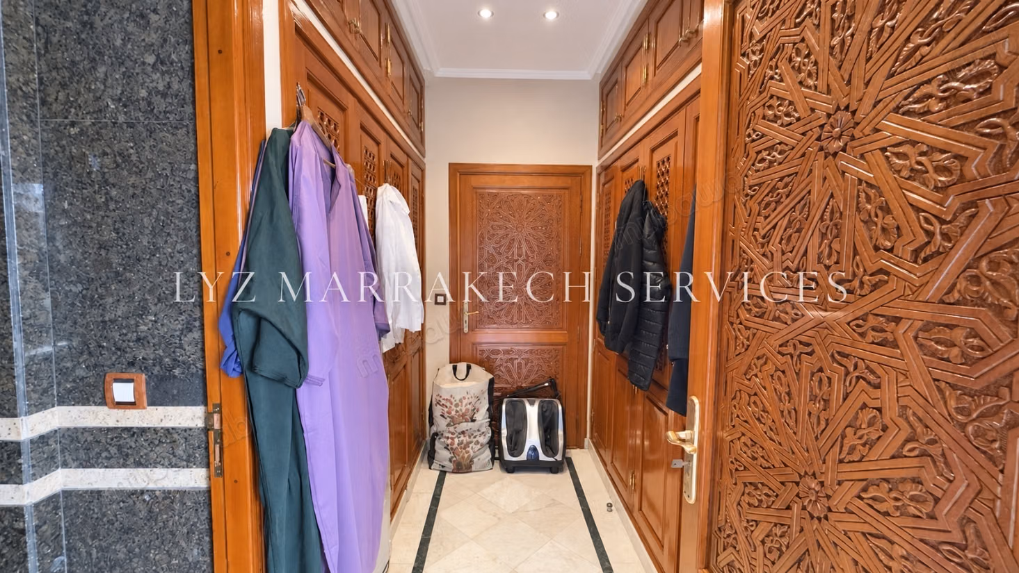 Hermosa villa en venta a pocos pasos de Targa con piscina privada