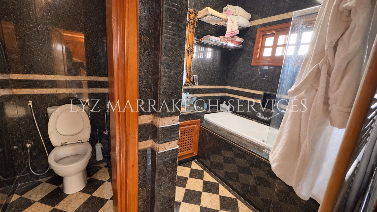 Hermosa villa en venta a pocos pasos de Targa con piscina privada