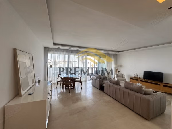Appartement meuble avec terrasse