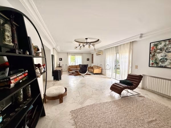 Spaziosa villa S6 con piscina, Cartagine