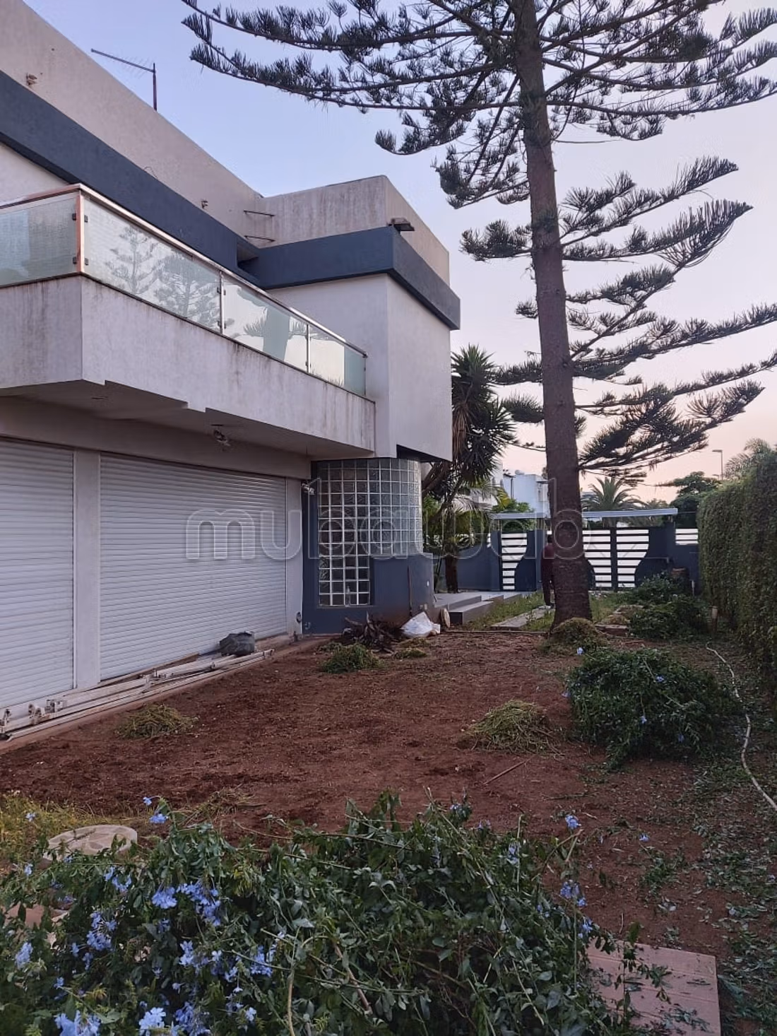 Villa 390m² à Ain Diab Proche Route Dazzemour et Morocco Mall
