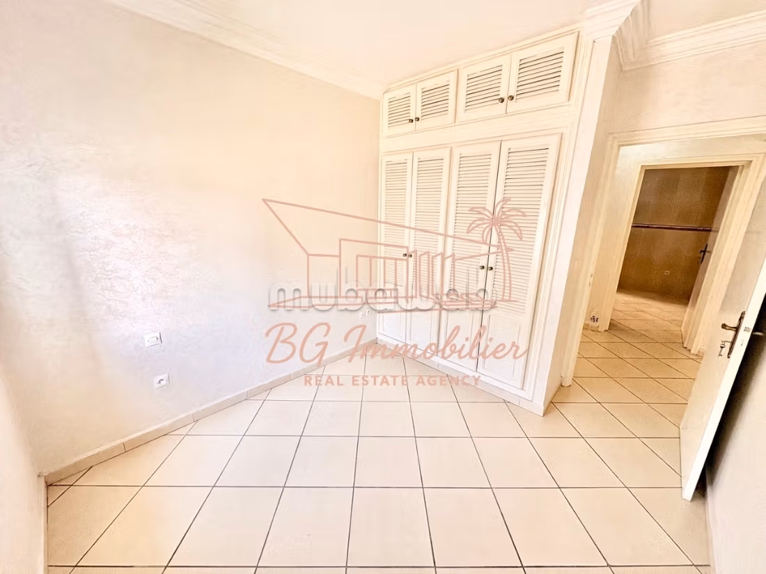 Joli appartement rénové 2 chambres quartier Founti