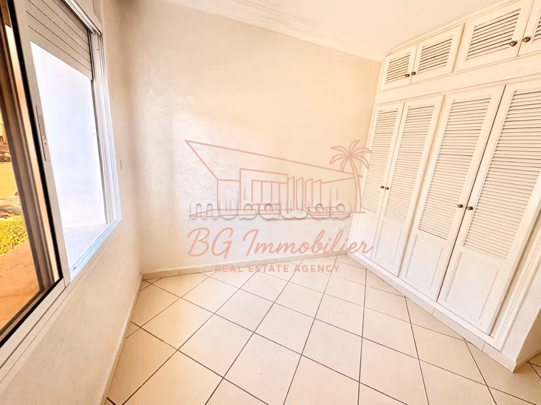 Joli appartement rénové 2 chambres quartier Founti
