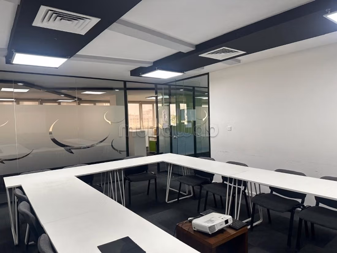 Equipped office for rent on Bd ZERKTOUNI
