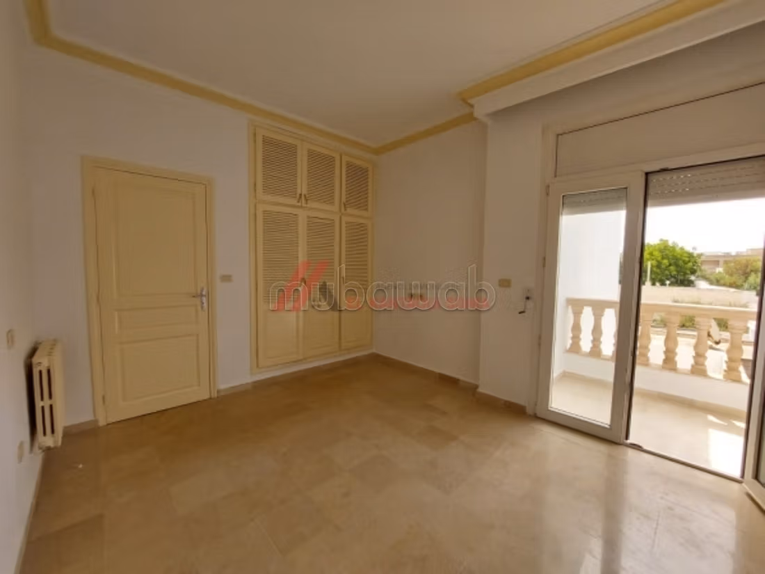 A louer Etage de villa S2 à Hammam Sousse