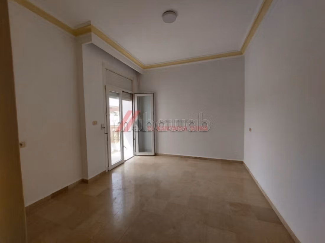 A louer Etage de villa S2 à Hammam Sousse