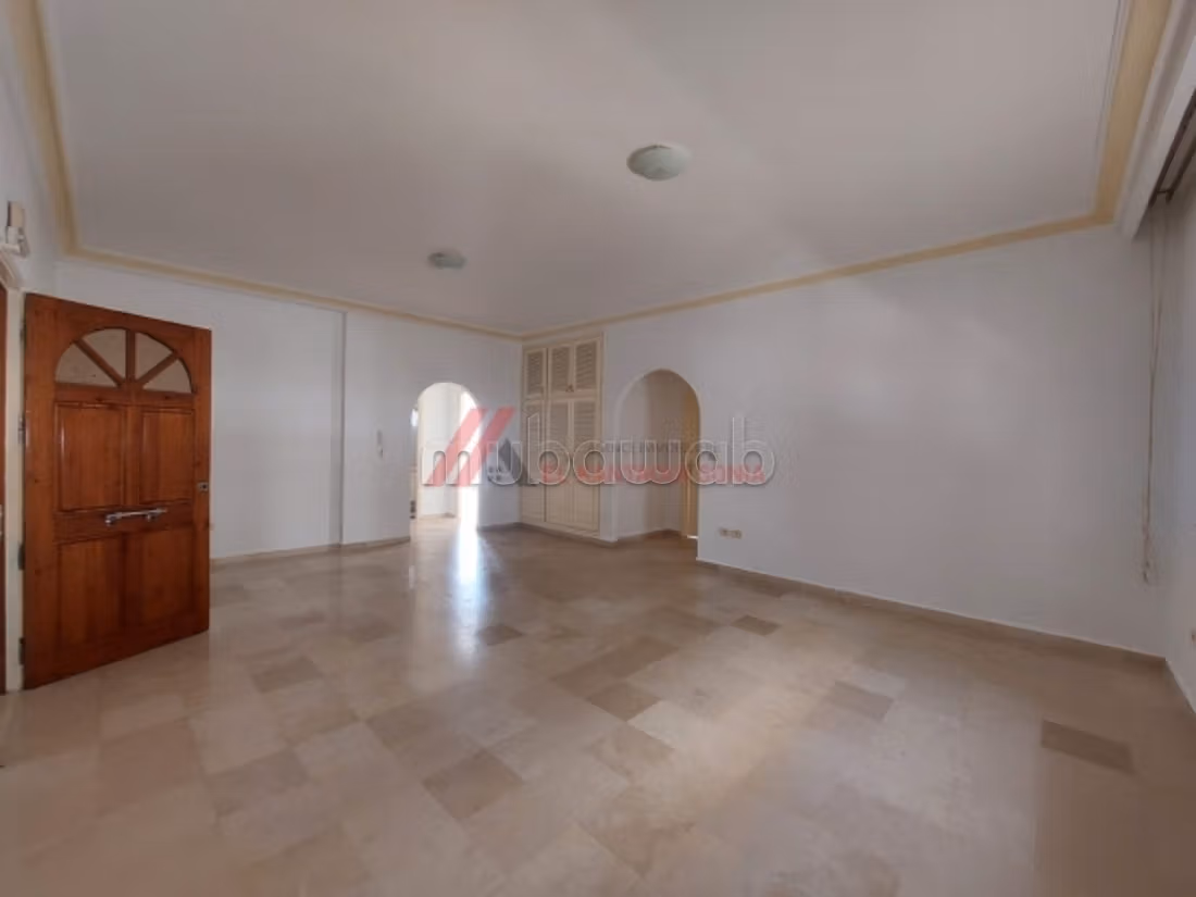 A louer Etage de villa S2 à Hammam Sousse