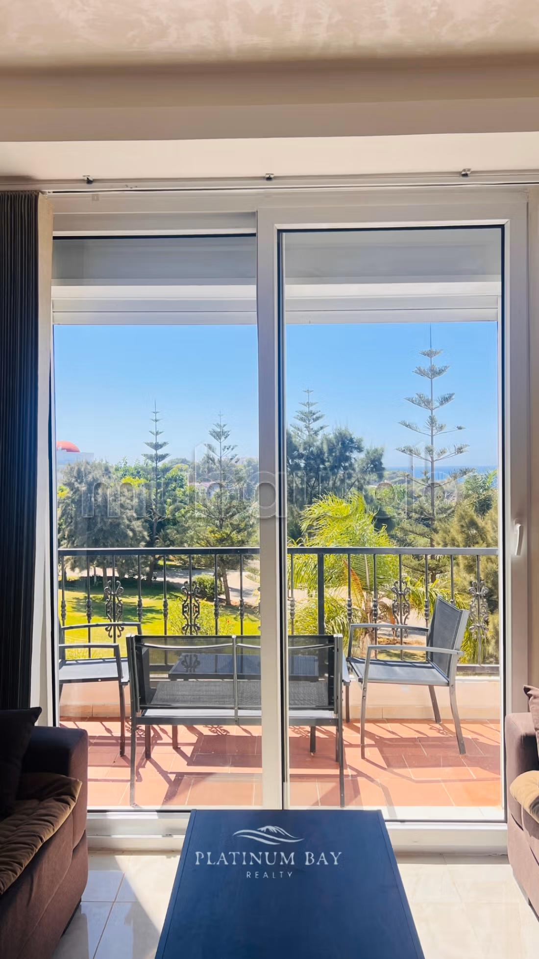 Appartement de luxe entièrement meublé à louer à long terme à Achakar Tanger avec une vue mer imprenable — 4