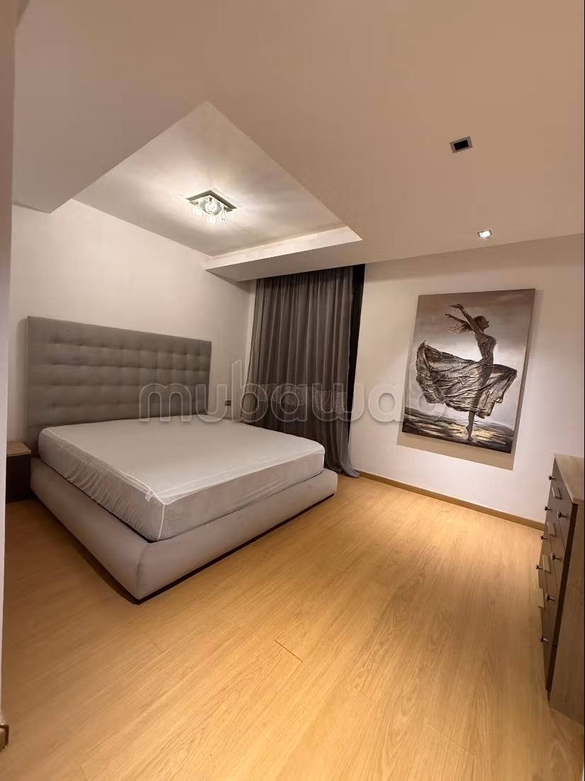 Bel appartamento in affitto a Souissi. Superficie 143 m². Arredato