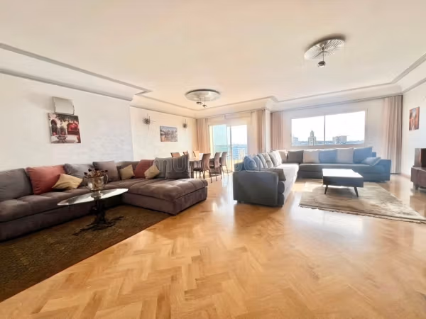 Appartement meublé de très haut standing – 240 m²