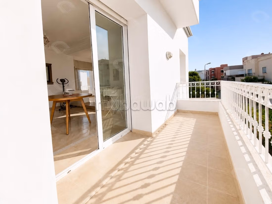 For rent: an S4 villa empty or furnished in Laouina