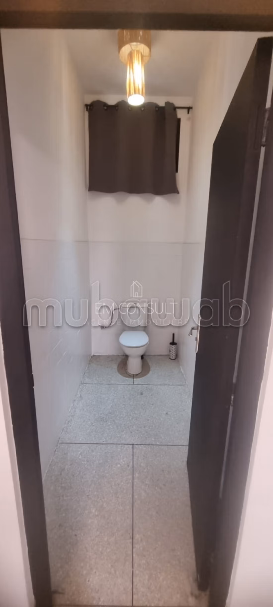LOCATION derriere gare 
2 chbres meuble