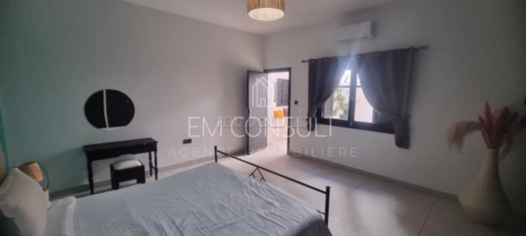 LOCATION derriere gare 
2 chbres meuble — 6