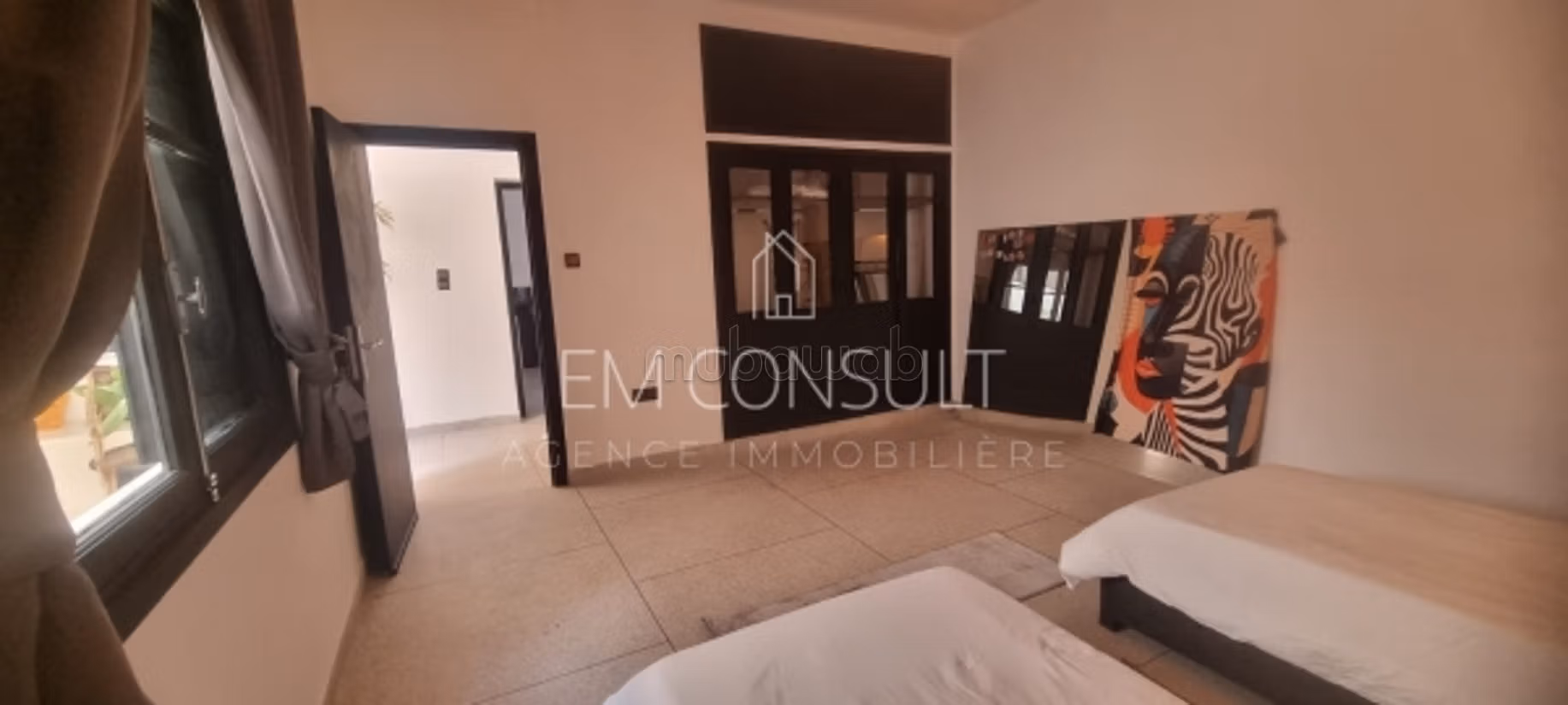 LOCATION derriere gare 
2 chbres meuble — 3