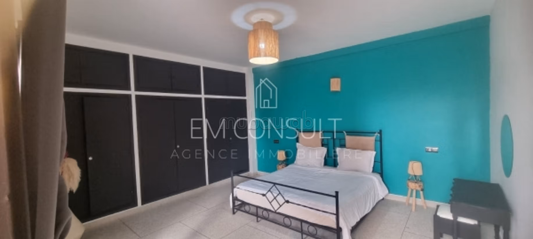 LOCATION derriere gare 
2 chbres meuble — 2