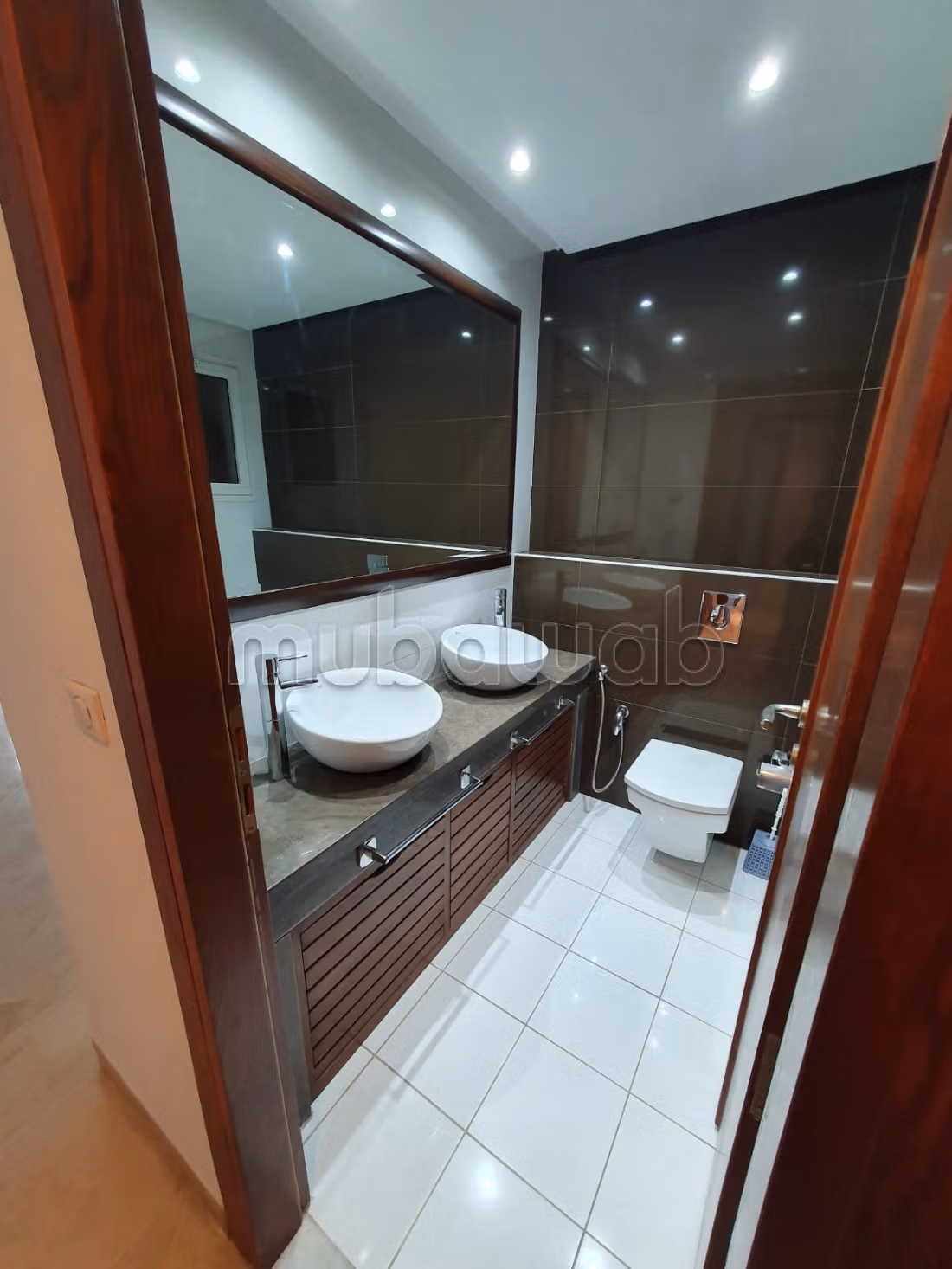 Appartement de luxe avec grand terasse aux Lac 2