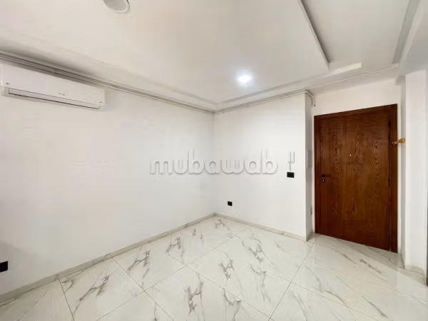 A louer un appartement en s1 l'aouina palmeraies
